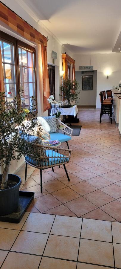 Hotel Hubertus à Perleberg Extérieur photo